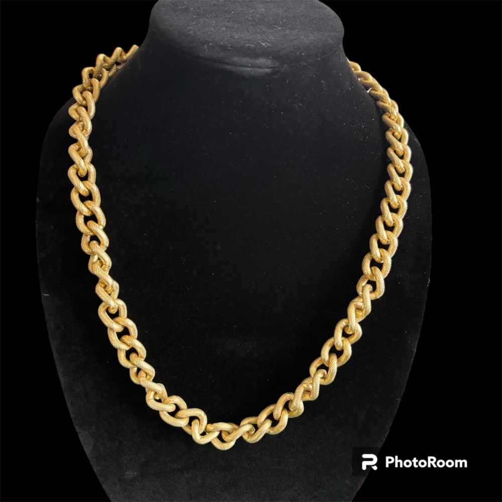 Vintage Gold-Tone Large Satin Finish Chunky Chain Necklace